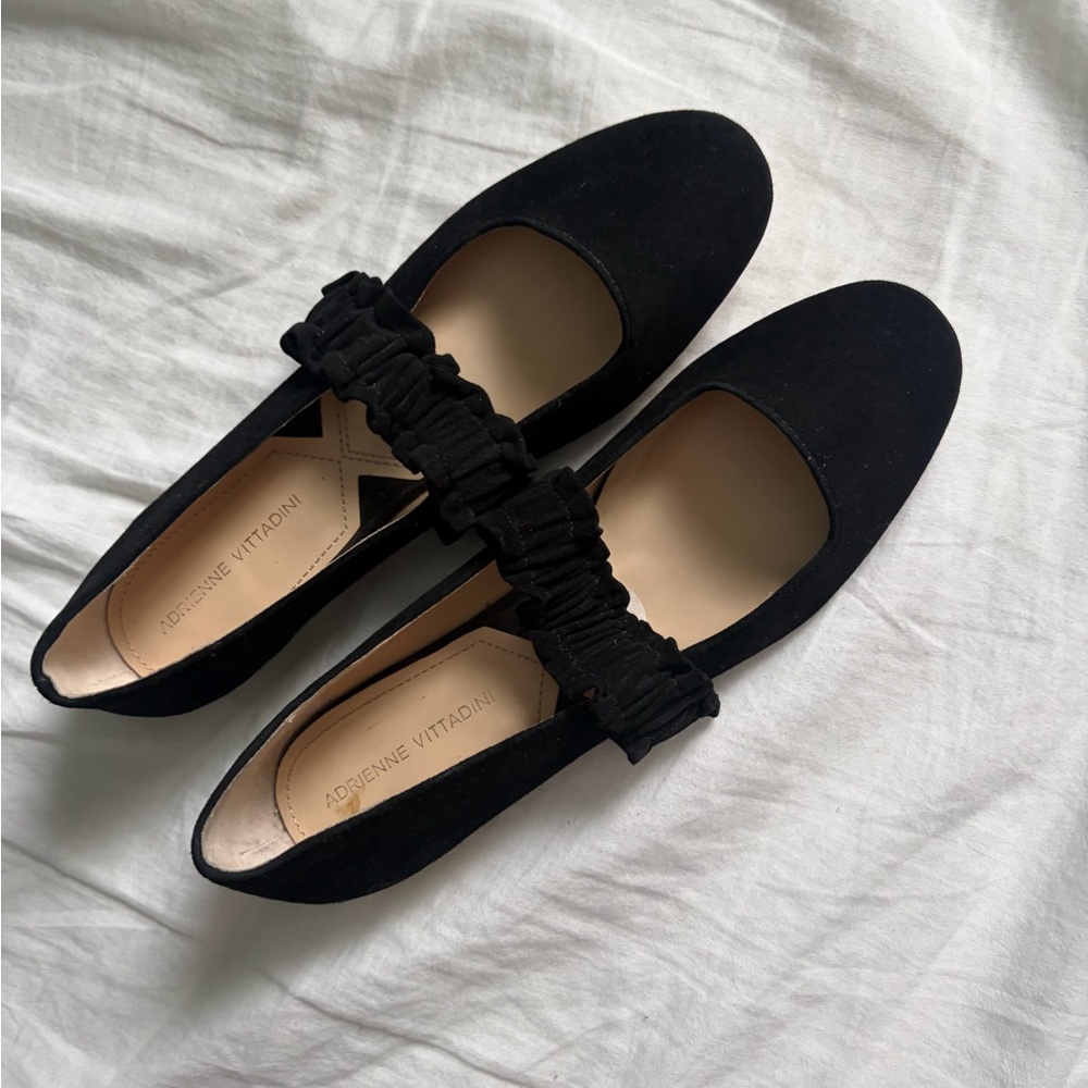 Adrienne Vittadini Black Ruffle Ballet Flats 7 1/2